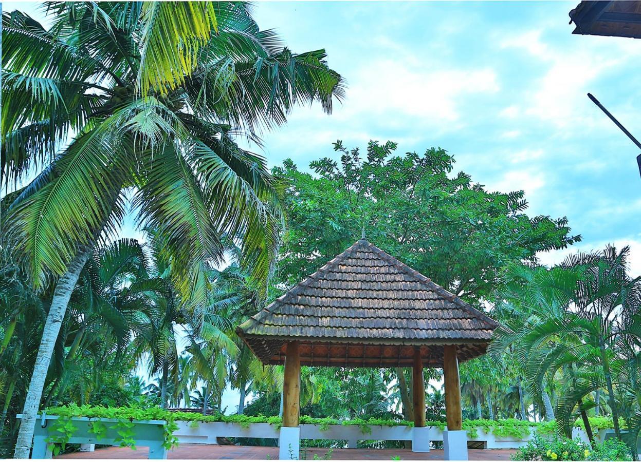 Estuary Sarovar Premiere Poovar Island Eksteriør bilde