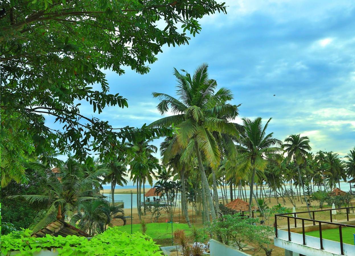 Estuary Sarovar Premiere Poovar Island Eksteriør bilde