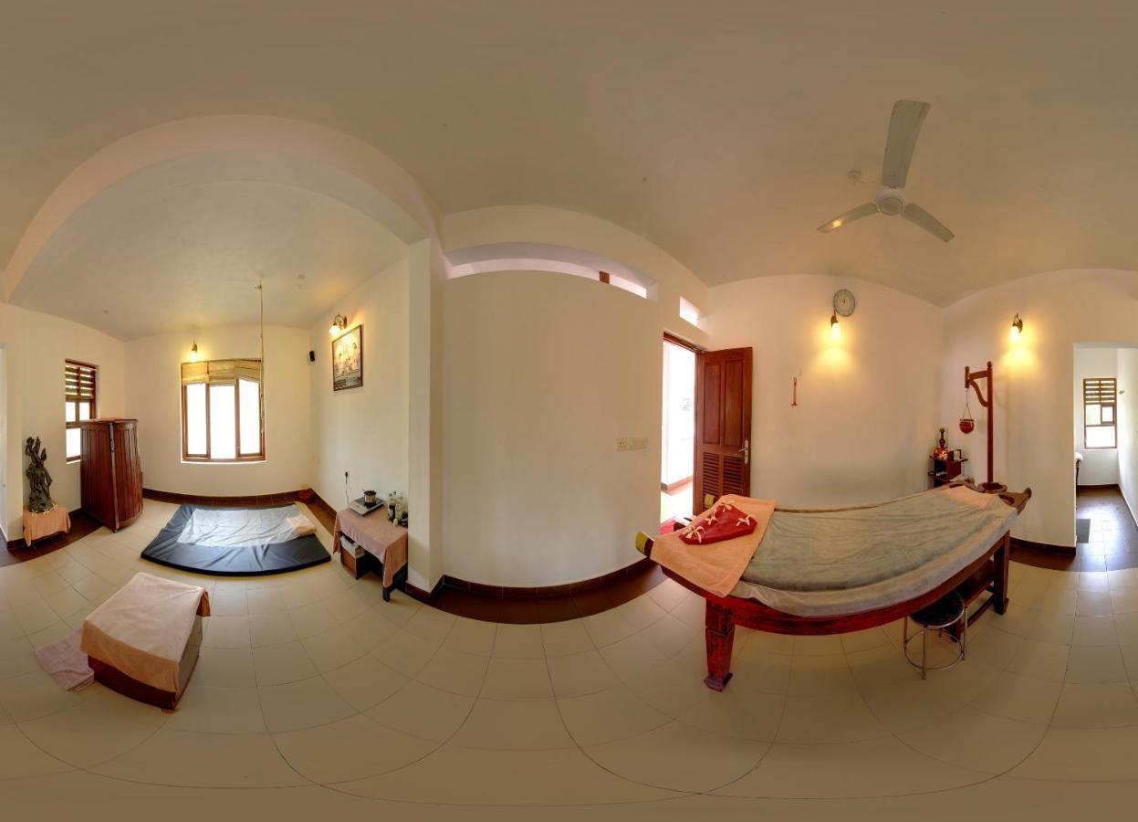 Estuary Sarovar Premiere Poovar Island Eksteriør bilde