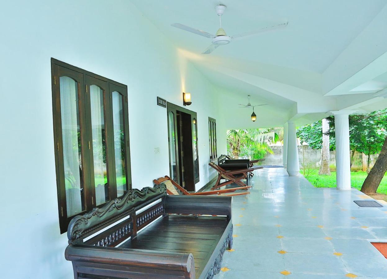 Estuary Sarovar Premiere Poovar Island Eksteriør bilde